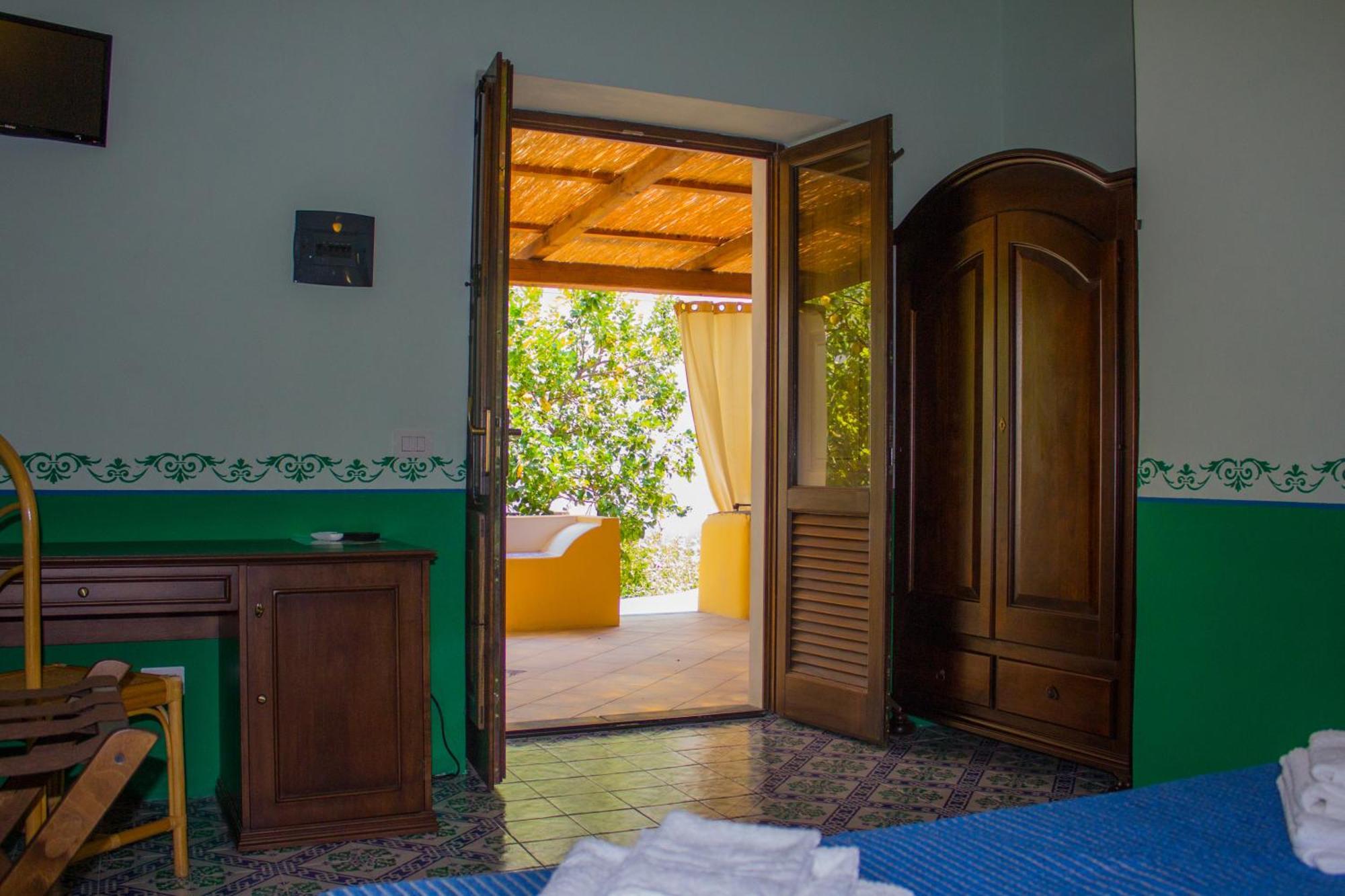 Hotel Arcangelo - Salina Santa Marina Salina Dış mekan fotoğraf